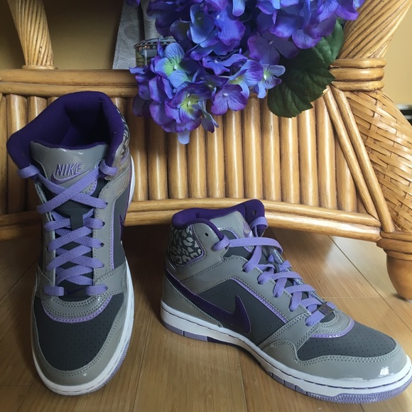 Nike Shoes - Nike RARE Prestige 3 Skinny Cheetah High Top Shoes